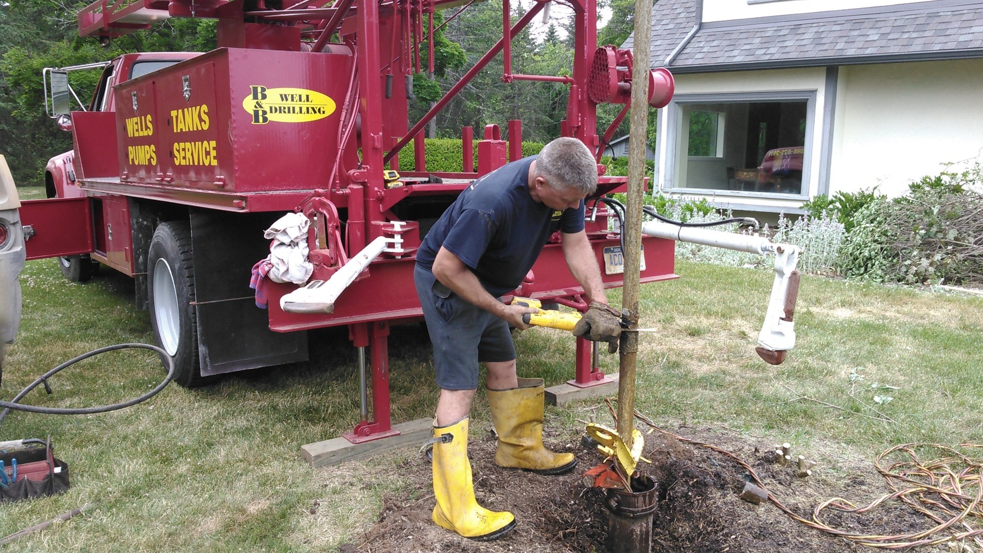 Home - B & B Well Drilling